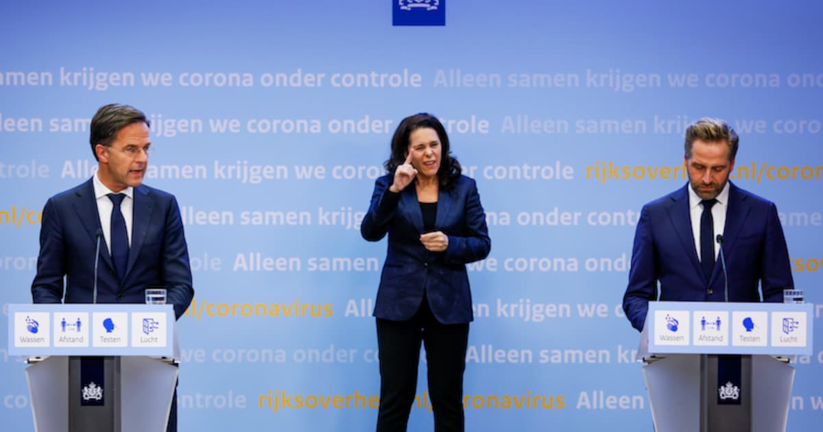RIVM maakt zich minder zorgen om omikron: 'Rampscenario is afgewend'