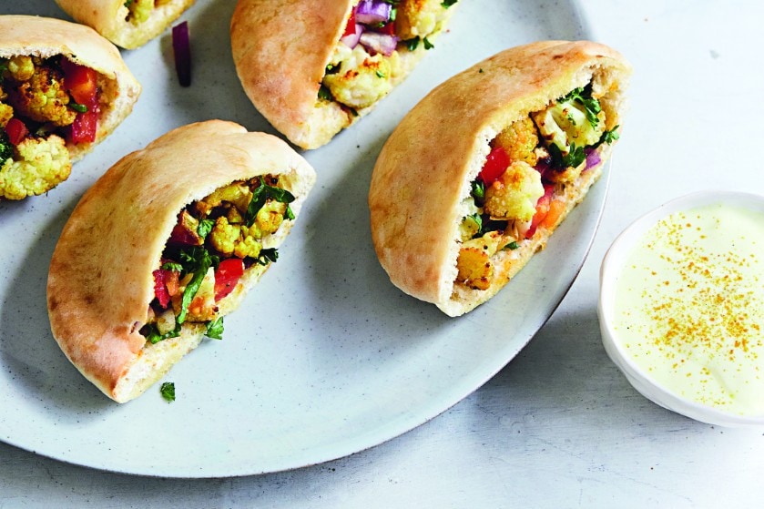 Kool & the gang: recept voor pitabroodjes met bloemkool en feta