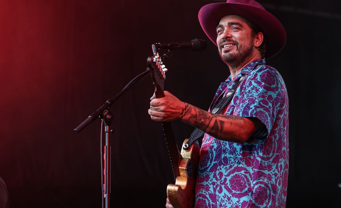Waylon over Hazes-gate: ‘Ik denk dat André zich omdraait in zijn graf’
