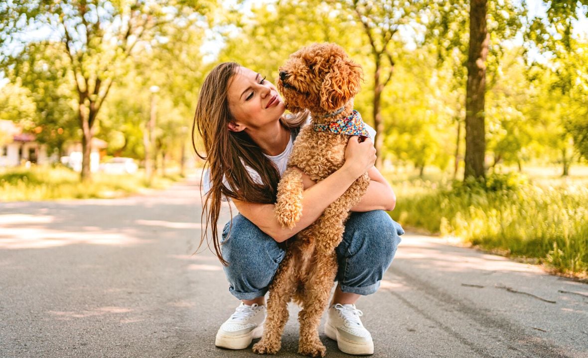 dog-lovers-vrouwen-met-deze-honden-zijn-het-aantrekkelijkst