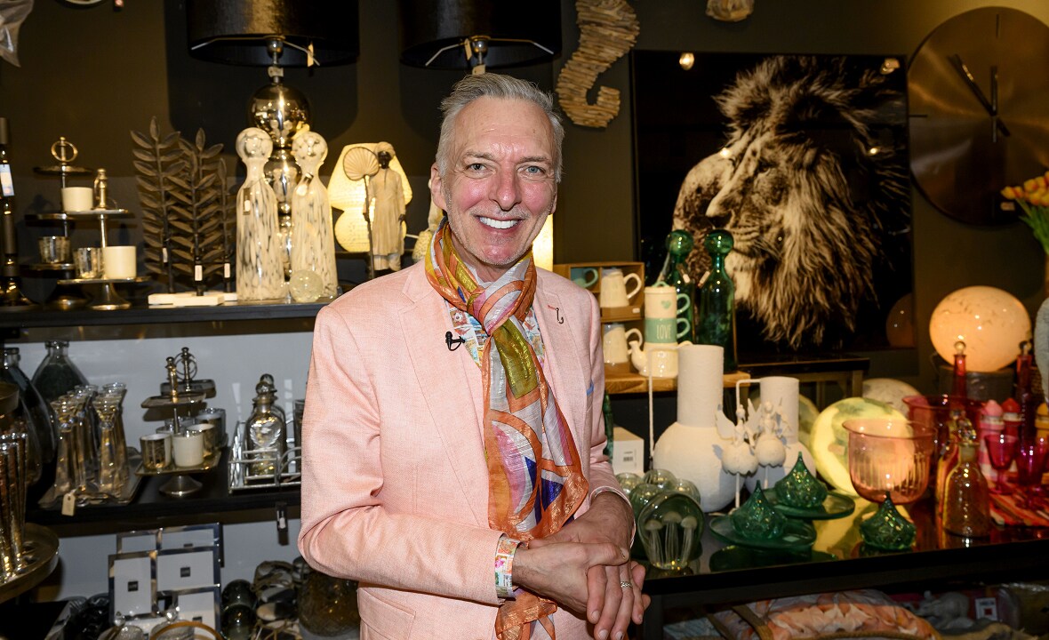 Ouch! Martien Meiland genadeloos over Mia en Dion | Flair