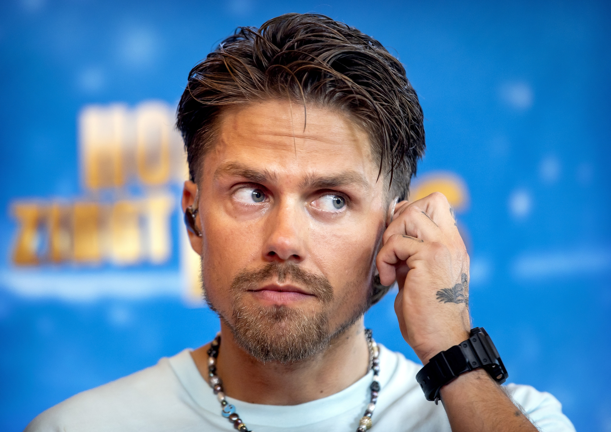 André Hazes viert dat hij twee jaar nuchter is: ‘Geen leegte meer’