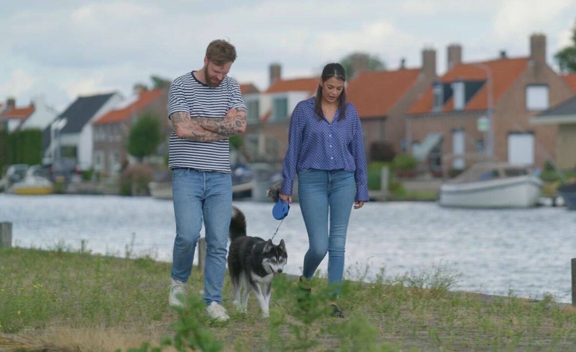 Heftige aflevering ‘Over Mijn Lijk' ‘Begint met uitvaart’ Flair