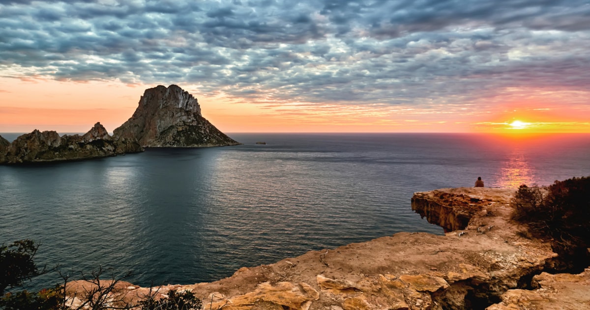 Dit zijn de mooiste stranden en sunset-spots op Ibiza