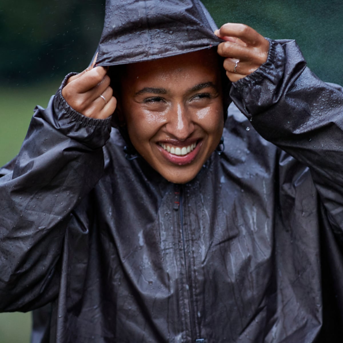 Run don t walk deze regenjas is een must have voor de herfst Flair