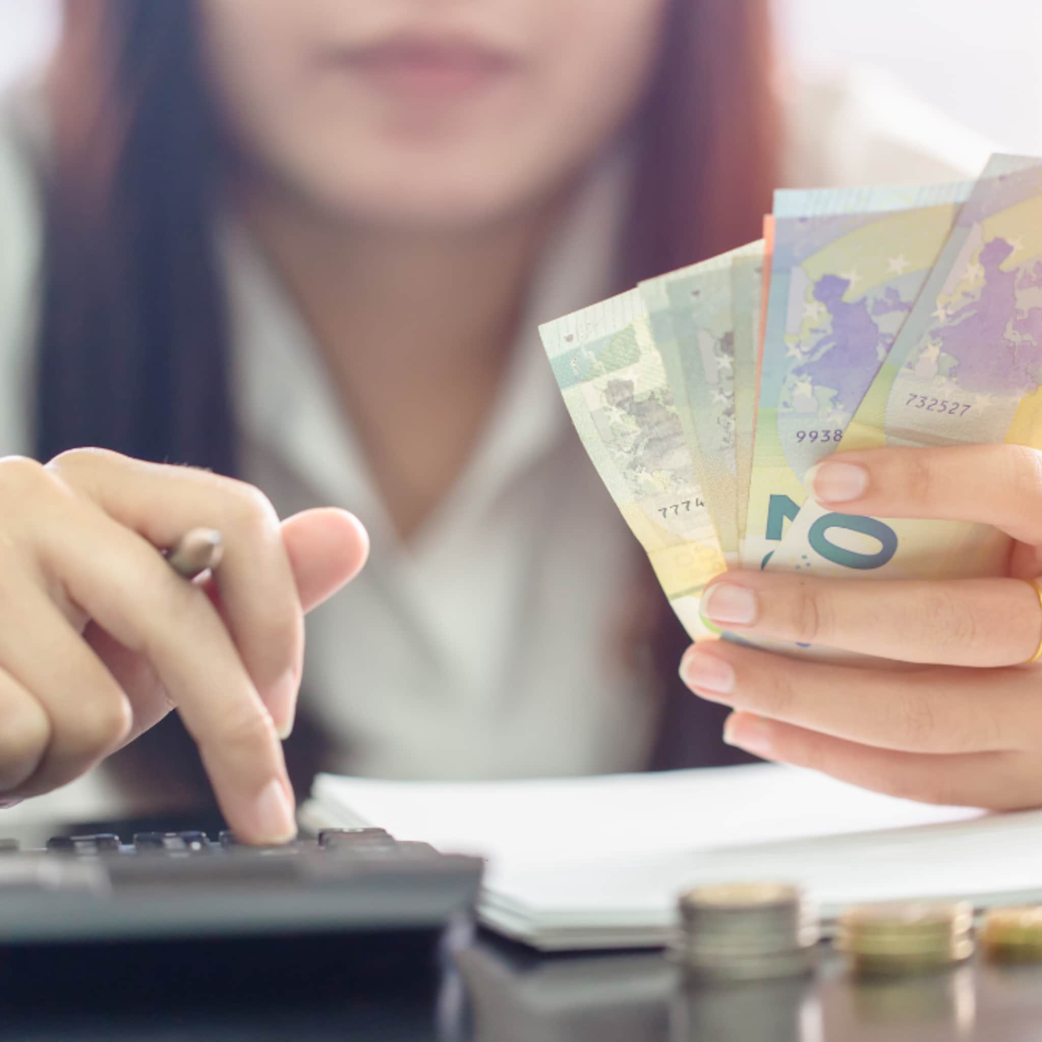 Hoe zorg je dat je je financieel kunt redden zonder partner?