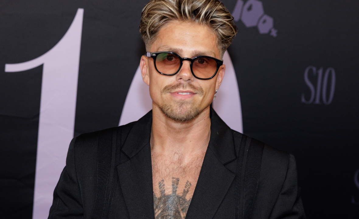 Is de vader van André Hazes jr. wel echt André Hazes? | Flair