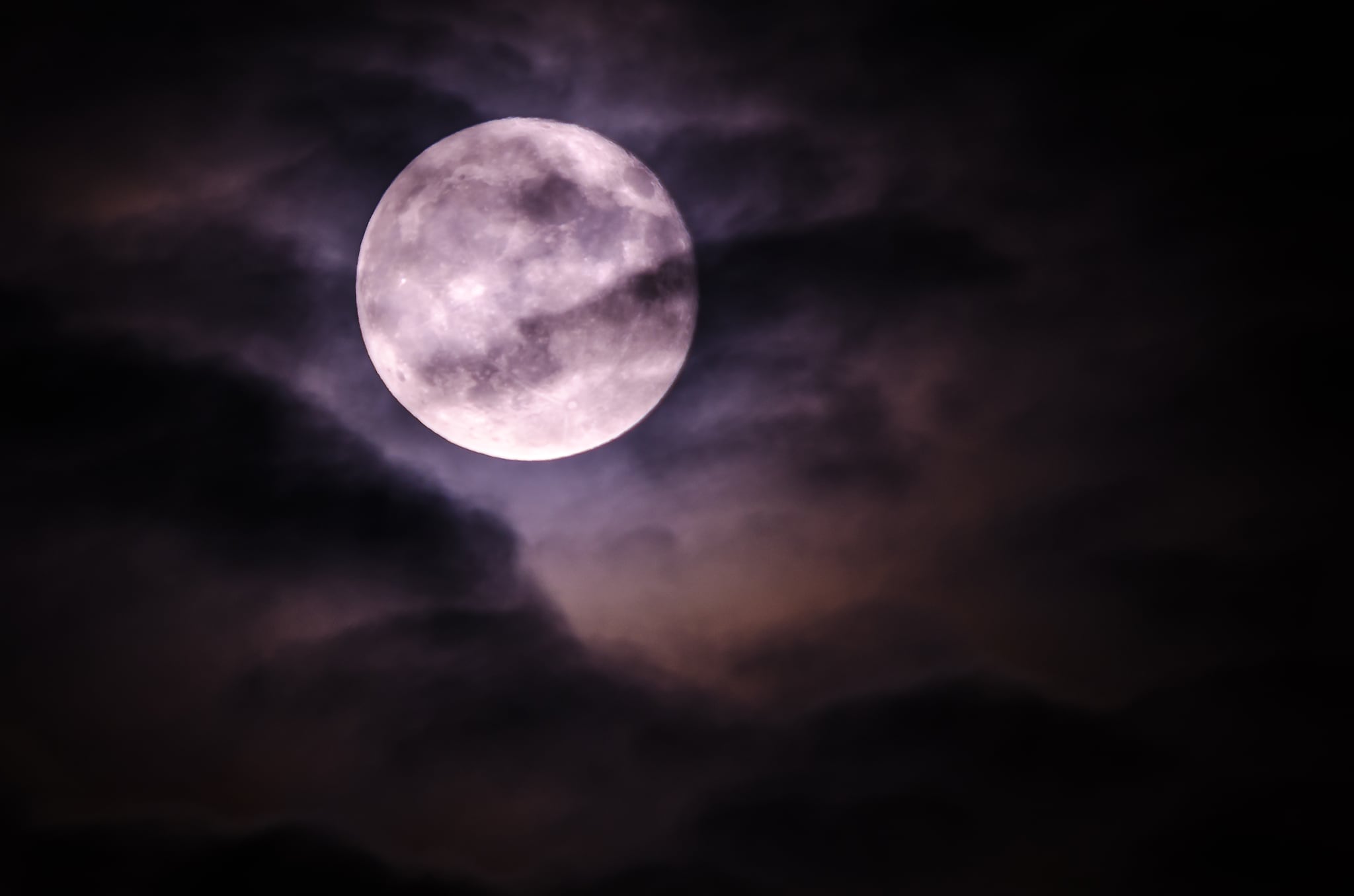 Astro-alert: dít merk je van de volle maan op 9 augustus