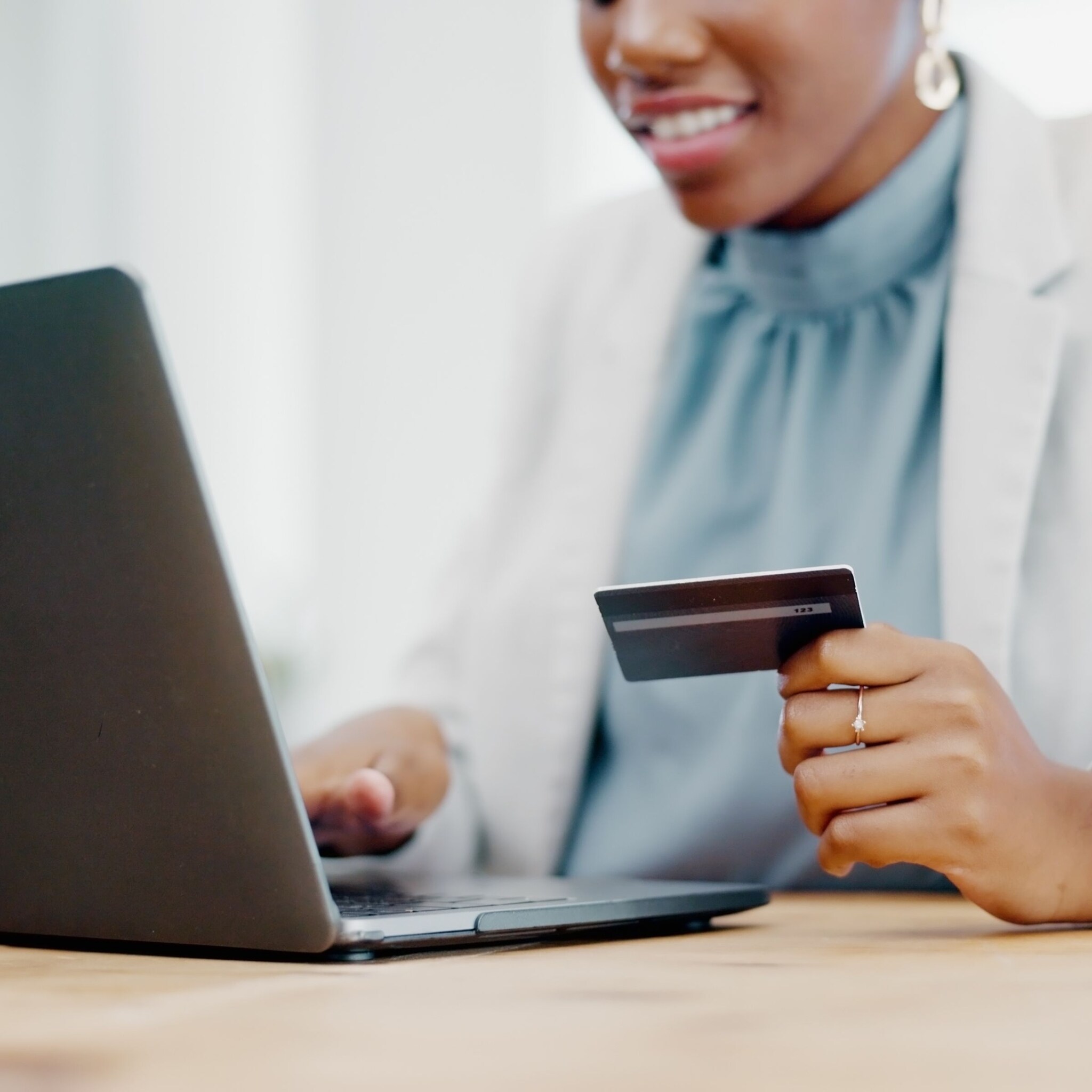 Is het slim om geld op je spaarrekening te laten staan?