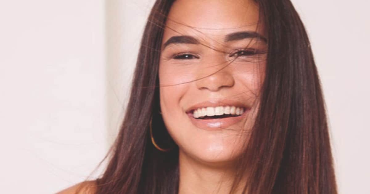 Amani (25): ‘Ik ben heel smal, daar werd ik mee gepest'
